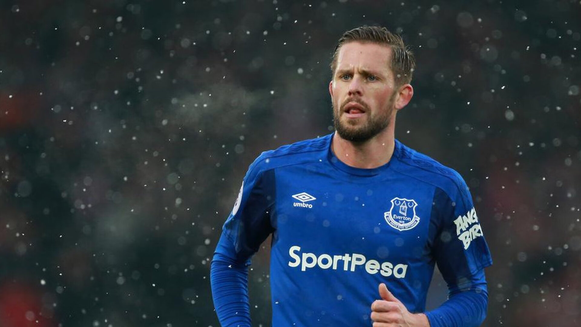 罗德里锁死波兰铁骑，佛罗伦萨硬仗背后的战术革命